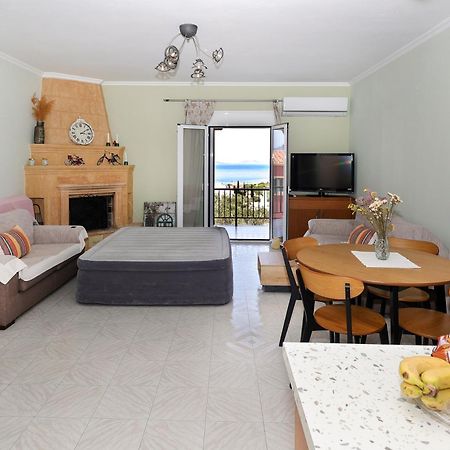 Katinaki'S View Apartment Tzikidhes Luaran gambar
